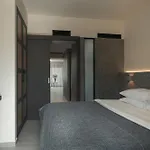 Aparthotel Enaria 3*