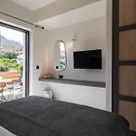 Aparthotel Enaria 3*