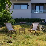 Aparthotel Enaria 3*