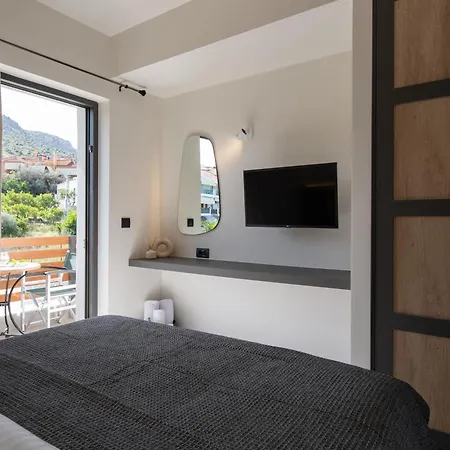 Apartahotel Enaria 4*