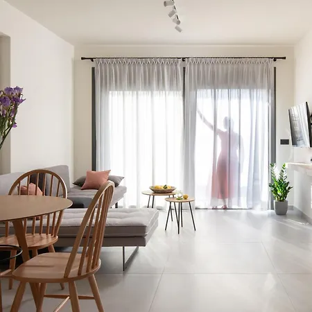 Enaria Lejlighedshotel 3*