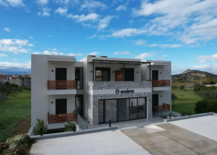Hotel apartamentowy Enaria Nauplion