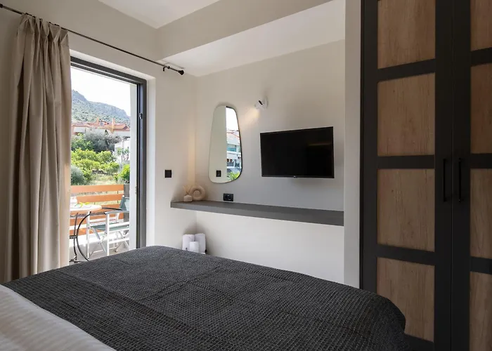 Hotel apartamentowy Enaria 4*