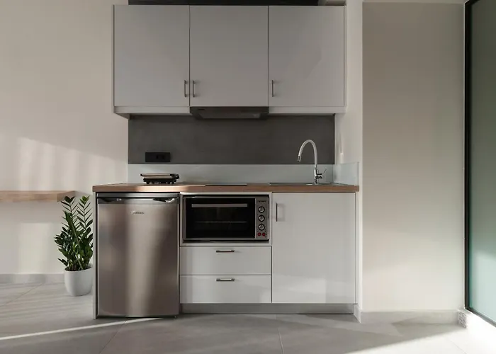 Hotel apartamentowy Enaria 4*